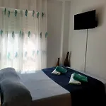 Апартаменти Torrevieja Apartamento *