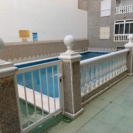 アパート Torrevieja Apartamento *